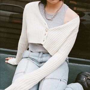 Urban Outfitters Lucky V-Neck Cropped Cardigan
